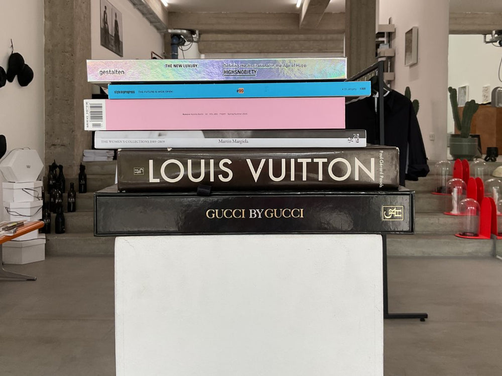 SUPERMARQUE fashion and style reading list featuring vintage fashion books and critical texts