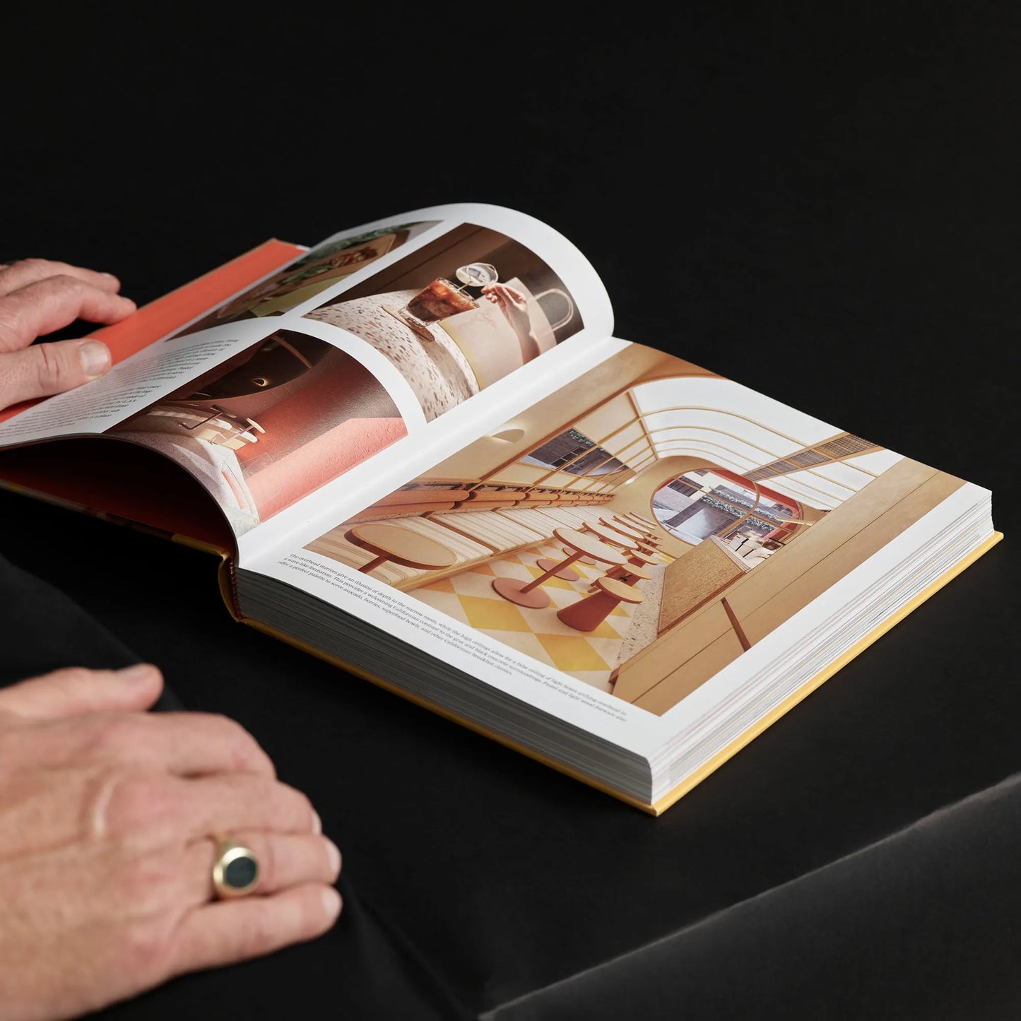 Open pages of gestalten book