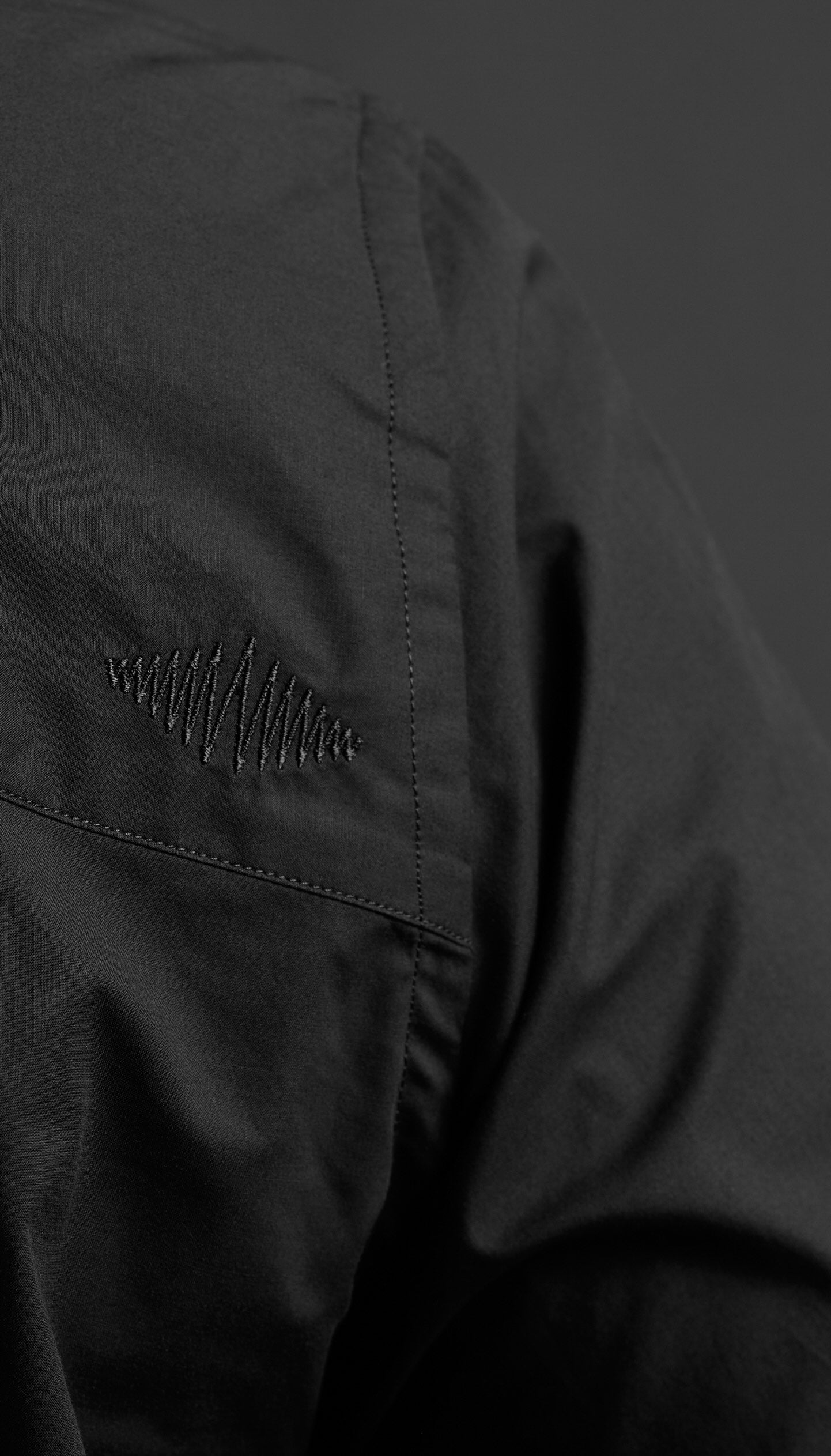 SUPERMARQUE logo on Le OJ shirt