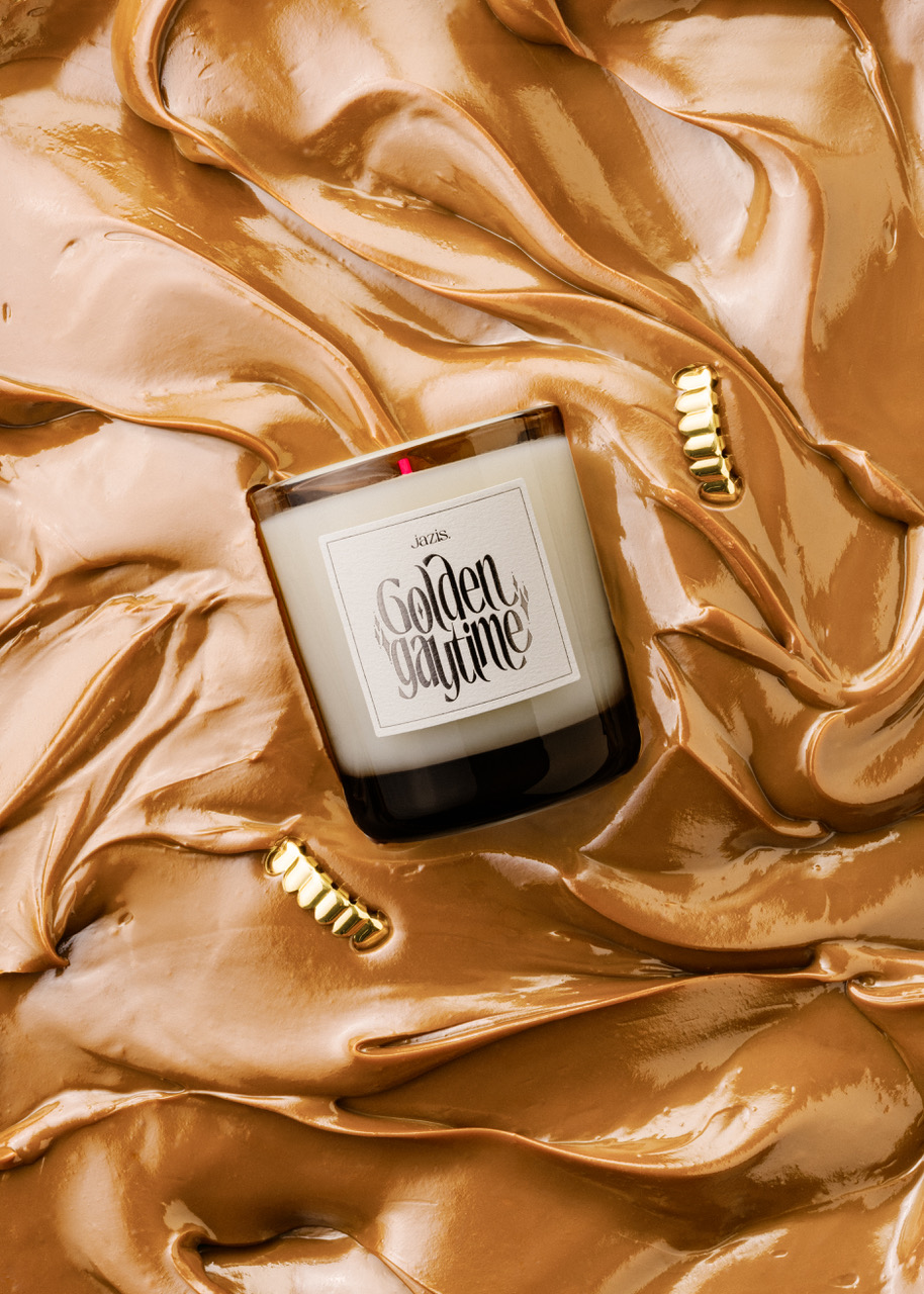 Jazis Golden Gaytime Candle with a label on top of swirled caramel-like substance