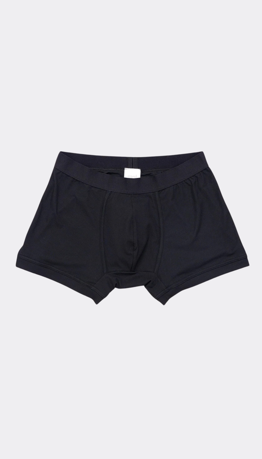 Moi-basics black boxer briefs on a light gray background