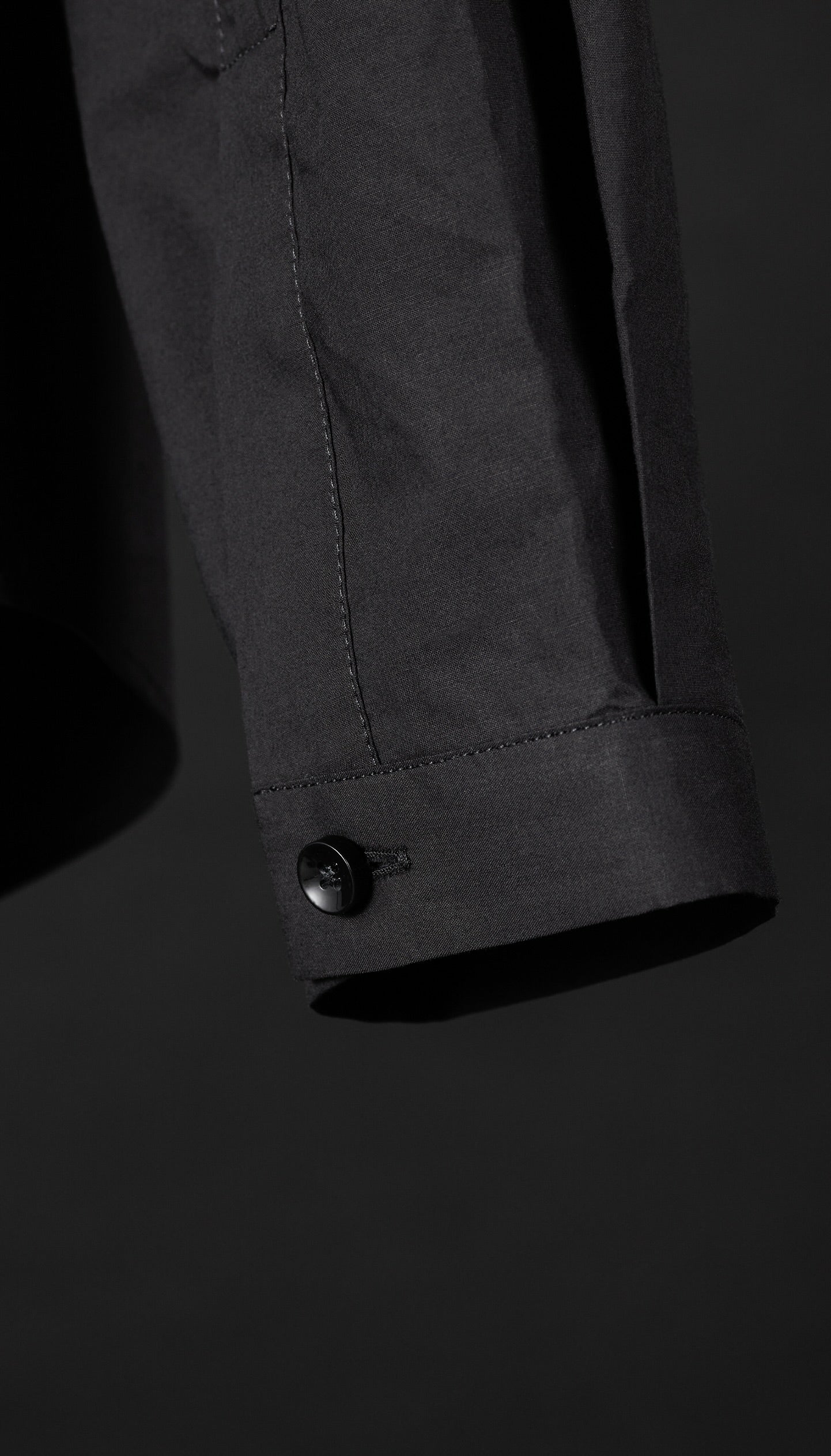 Supermarque Le Mao sleeve detail